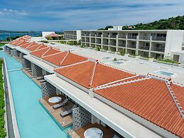 POOL VILLA KOURIJIMA by COLDIO