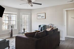 Center City Charm, the Place to Meet all of Your Needs