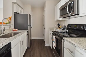 Center City Charm, the Place to Meet all of Your Needs