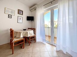 Mari - 150 m From sea - A2