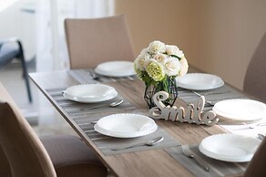 Skyline - Luxurious & Modern - A1