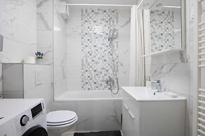 Skyline - Luxurious & Modern - A1