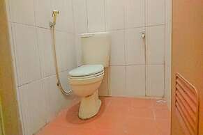 OYO Life 93590 Penginapan Palapa 10 Syariah