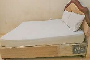 OYO Life 93590 Penginapan Palapa 10 Syariah