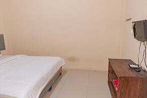 OYO Life 93590 Penginapan Palapa 10 Syariah