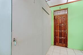SPOT ON 93592 Pondok Backpackers Ardafa JogjaNearBlue Lagoon Jogja