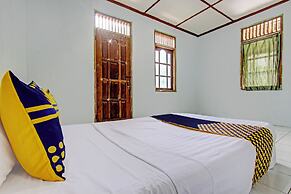 SPOT ON 93592 Pondok Backpackers Ardafa JogjaNearBlue Lagoon Jogja