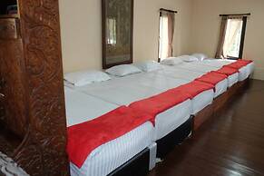 OYO 93595 Puri Adem 86 Syariah BunkbedNearMerapi Golf Club