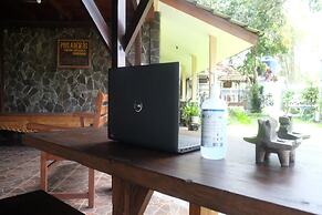 OYO 93595 Puri Adem 86 Syariah BunkbedNearMerapi Golf Club