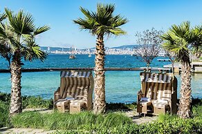 Princes' Palace Resort