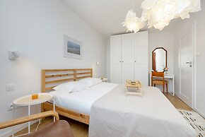 Apartment With 2 Bedrooms by Renters