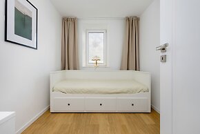 Apartment With 2 Bedrooms by Renters