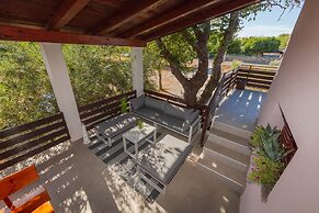 Berto - With Pool - H