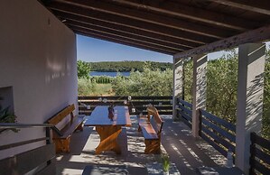 Berto - With Pool - H