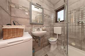 Berto - With Pool - H