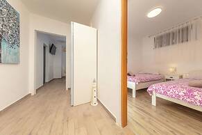 Berto - With Pool - H