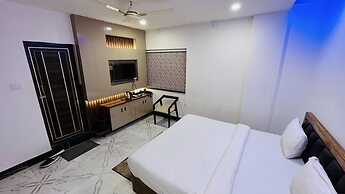 Maa Gouri Central