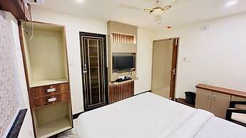 Maa Gouri Central