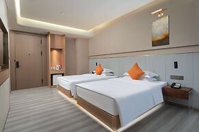 Hawthorn by Wyndham Honghe Mile Hot Spring