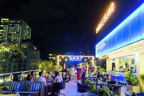 Sandals Island Hotel