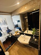 Sandals Island Hotel