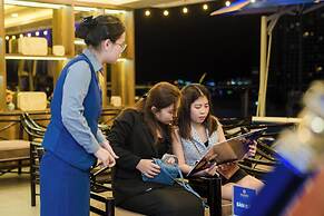 Sandals Island Hotel