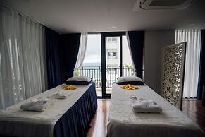 Sandals Island Hotel