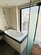 Sandals Island Hotel