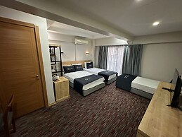 MOJO OTEL ALSANCAK