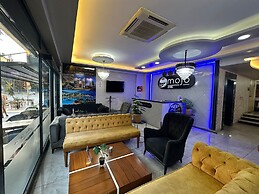 MOJO OTEL ALSANCAK