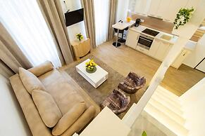 Bonne Chance Apartments