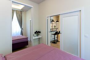 Bonne Chance Apartments