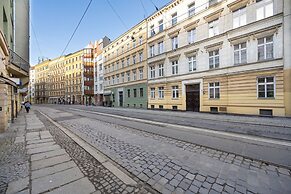 Apartment Plac Grunwaldzki by Renters