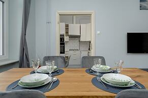 Apartment Plac Grunwaldzki by Renters