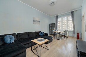 Apartment Plac Grunwaldzki by Renters