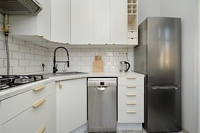 Apartment Plac Grunwaldzki by Renters