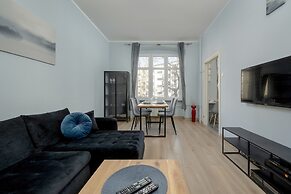 Apartment Plac Grunwaldzki by Renters