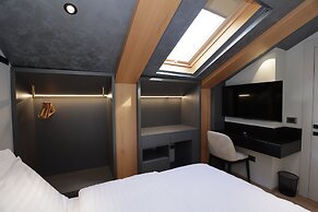 Gremmy Boutique Hotel