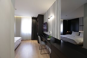 Gremmy Boutique Hotel