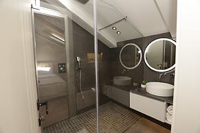 Gremmy Boutique Hotel