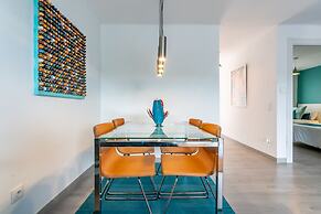 Your Retro Beach Front Hideaway in Salou