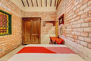 OYO Homes 93598 Omah Baturan Syariah