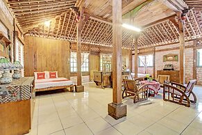 OYO Homes 93598 Omah Baturan Syariah