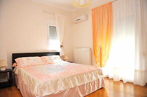 Villa Aphrodite with sea & mountain view