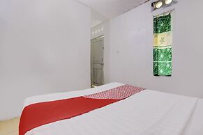 OYO Homes 93599 Homestay Bambu Oerip Syariah
