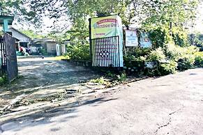 OYO Homes 93599 Homestay Bambu Oerip Syariah