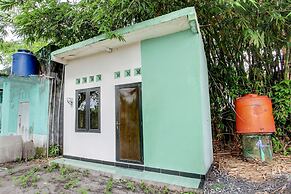 OYO Homes 93599 Homestay Bambu Oerip Syariah