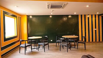 Hotel Noida Grand 121