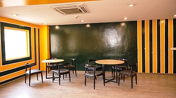 Hotel Noida Grand 121