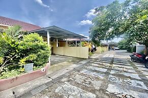 Capital O 93601 Manda Homestay Syariah